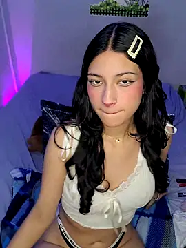 Snapshot of Danly_ chatting on 25, 11, 2025 Danly online show from 25, 11, 2025