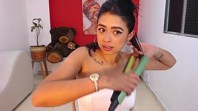 Snapshot of naia_sweetsex chatting on 15, 9, 2025 naia sweetsex online show from 15, 9, 2025