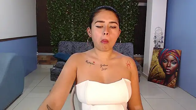 Snapshot of naia_sweetsex chatting on 18, 10, 2025 naia sweetsex online show from 18, 10, 2025