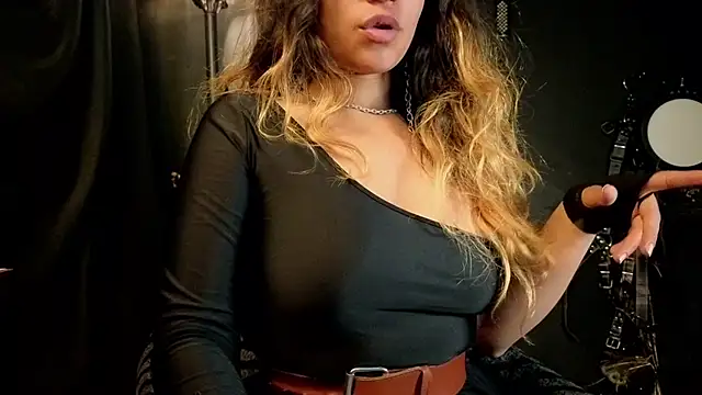 Snapshot of SabaTheCourtesan chatting on 14, 2, 2026 SabaTheCourtesan online show from 14, 2, 2026