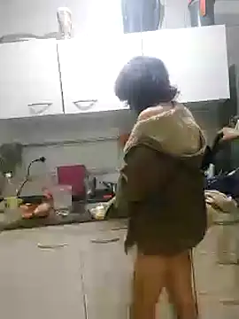 Snapshot of kendrafarq chatting on 18, 9, 2025 kendrafarq online show from 18, 9, 2025