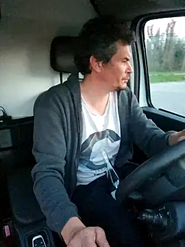 twitshe online show from 24, 2, 2026