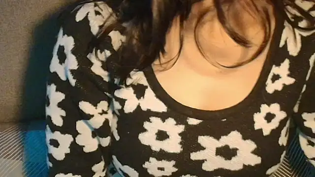 SWEET-18-TEEN online show from 22, 3, 2026