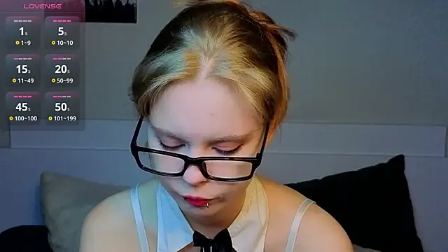 JulietteRain online show from 4, 8, 2026