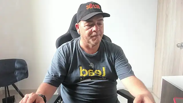 Snapshot of massimo_dannger chatting on 16, 9, 2025 massimo dannger online show from 16, 9, 2025