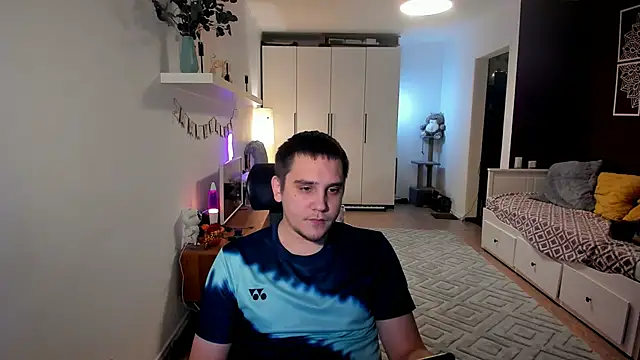 Snapshot of Bear_Beer130 chatting on 20, 12, 2025 Bear Beer130 online show from 20, 12, 2025