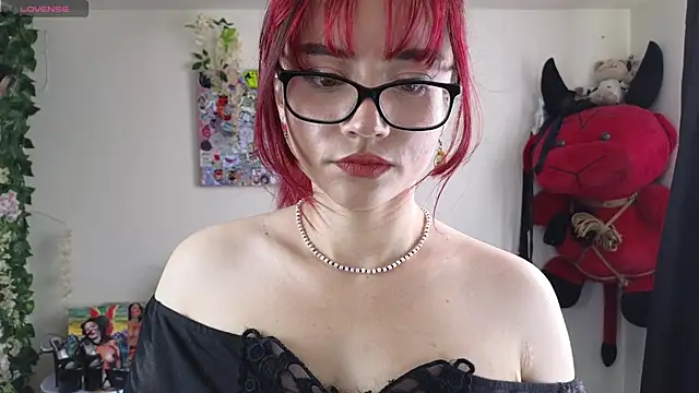 MiaVelvetDoll online show from 23, 7, 2026