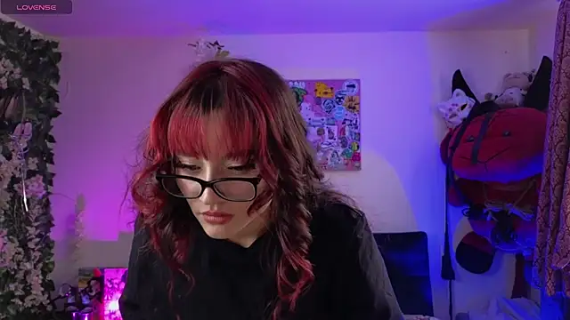 MiaVelvetDoll online show from 6, 8, 2026