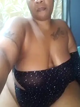 SEXYHUGEASS21 online show from 21, 5, 2026