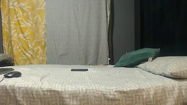 SEXYHUGEASS21 online show from 2, 7, 2026