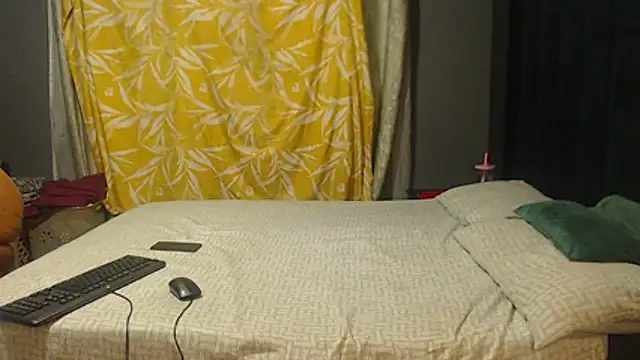 SEXYHUGEASS21 online show from 6, 7, 2026