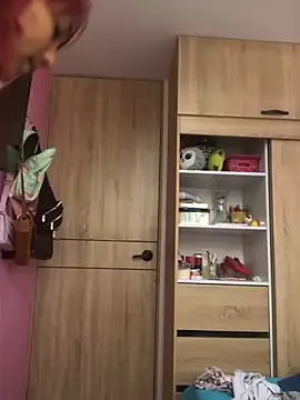 kitty moon1 online show from 10, 10, 2025