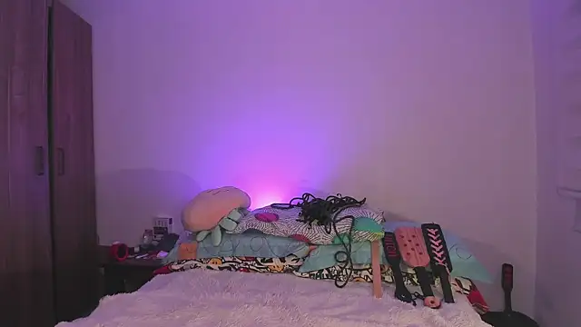 Snapshot of K2xxKrawl chatting on 8, 9, 2025 K2xxKrawl online show from 8, 9, 2025