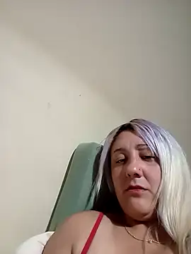 Snapshot of Samantha6767x chatting on 12, 3, 2026 Samantha6767x online show from 12, 3, 2026