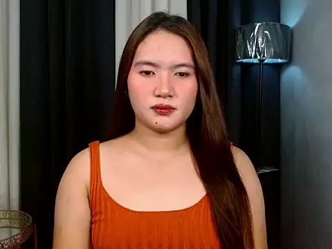 Snapshot of donna_leighTs chatting on 8, 10, 2025 donna leighTs online show from 8, 10, 2025