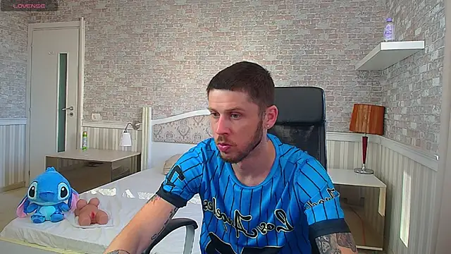 Snapshot of JonahShaw chatting on 11, 7, 2026 JonahShaw online show from 11, 7, 2026