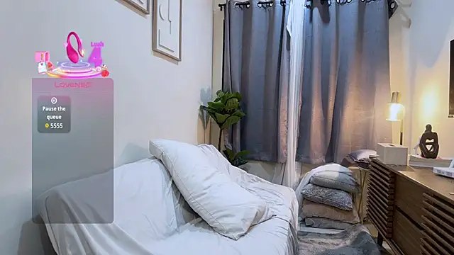 Snapshot of penny_coco chatting on 31, 10, 2025 penny coco online show from 31, 10, 2025