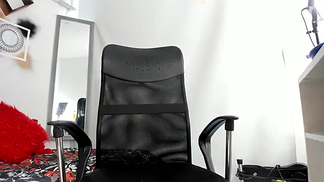 tyler twink boy online show from 17, 11, 2025