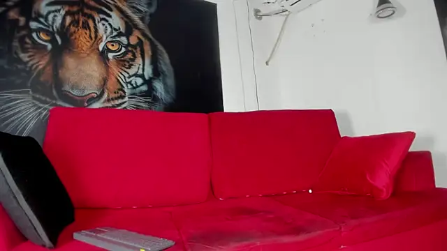 tyler twink boy online show from 8, 7, 2026