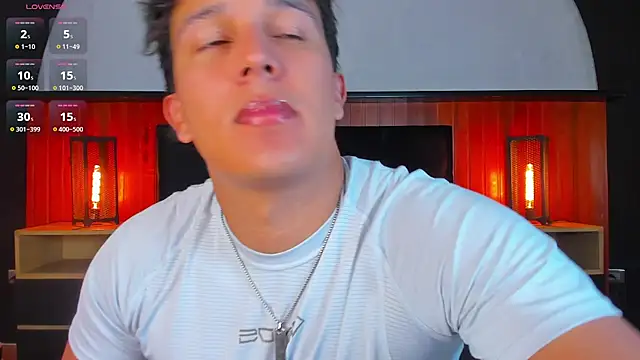 Leo Savage  online show from 17, 7, 2026