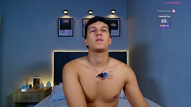 Leo Savage  online show from 22, 7, 2026