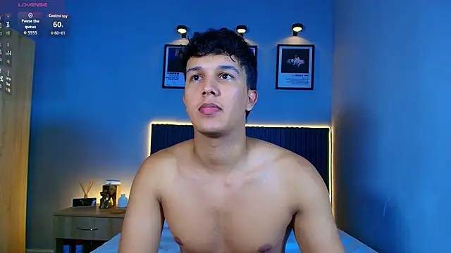 Leo Savage  online show from 26, 7, 2026