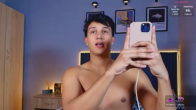 Leo Savage  online show from 31, 7, 2026