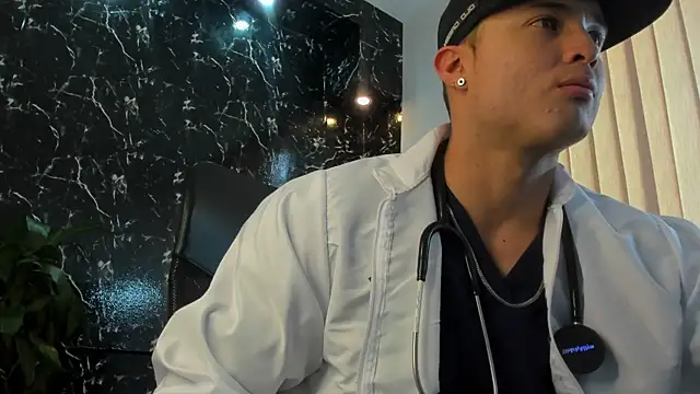 Snapshot of Alexander_ferre chatting on 11, 9, 2025 Alexander ferre online show from 11, 9, 2025