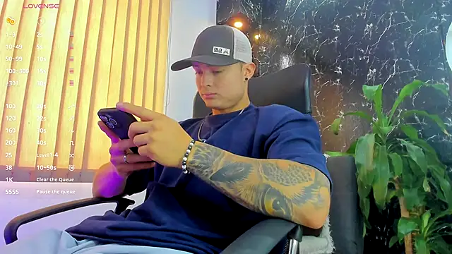 Snapshot of Alexander_ferre chatting on 26, 9, 2025 Alexander ferre online show from 26, 9, 2025