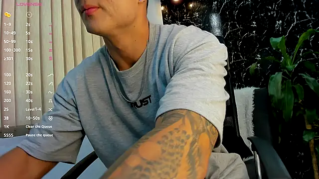 Snapshot of Alexander_ferre chatting on 29, 9, 2025 Alexander ferre online show from 29, 9, 2025