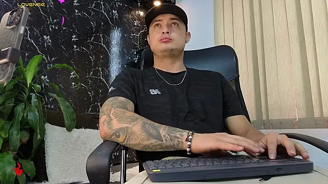 Snapshot of Alexander_ferre chatting on 13, 2, 2026 Alexander ferre online show from 13, 2, 2026