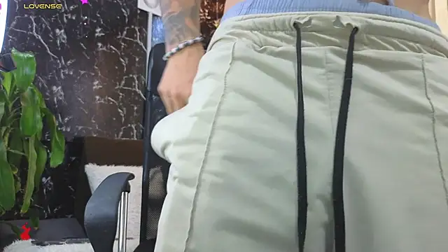 Snapshot of Alexander_ferre chatting on 15, 3, 2026 Alexander ferre online show from 15, 3, 2026