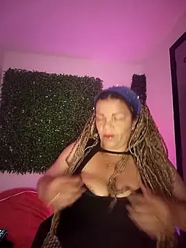 Eva Luxei online show from 27, 10, 2025