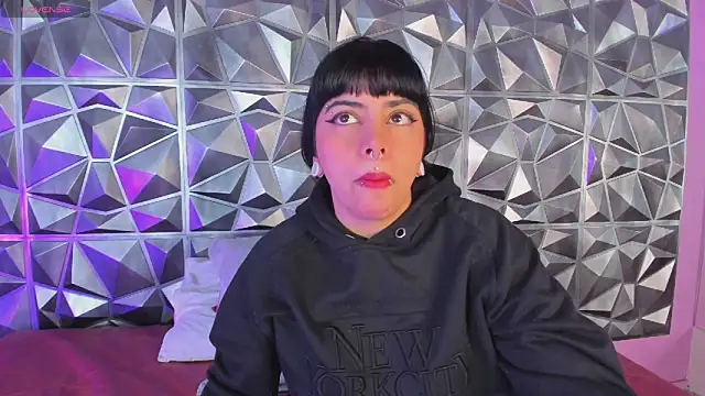 emily-santoss online show from 21, 10, 2025