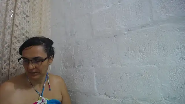gabbyparker  online show from 30, 4, 2026
