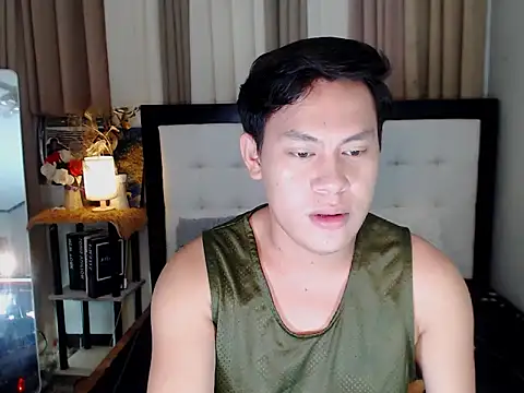 Ashley Slutty online show from 12, 9, 2025