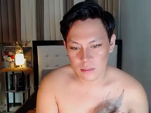 Ashley Slutty online show from 16, 9, 2025