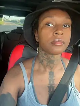 MistiSavannah online show from 10, 5, 2026