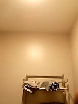 Snapshot of Yungandhungd chatting on 15, 9, 2025 Yungandhungd online show from 15, 9, 2025