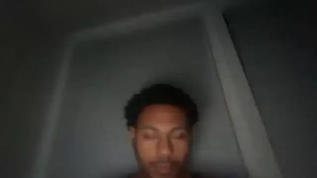 Snapshot of Yungandhungd chatting on 22, 11, 2025 Yungandhungd online show from 22, 11, 2025