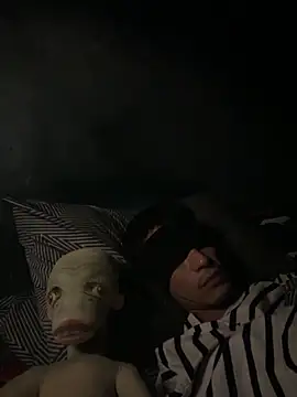 Snapshot of icefun1109 chatting on 23, 11, 2025 icefun1109 online show from 23, 11, 2025