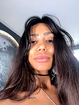 Sarajames online show from 15, 11, 2025