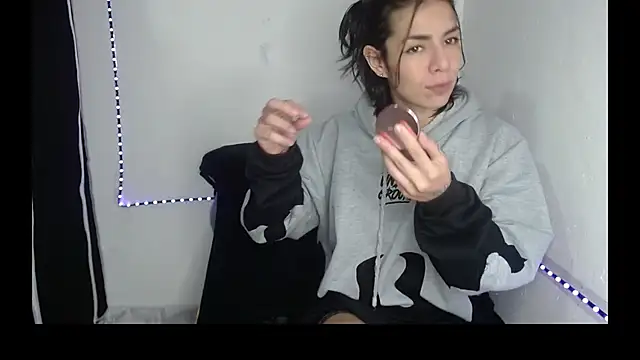 LisSweetx online show from 22, 10, 2025