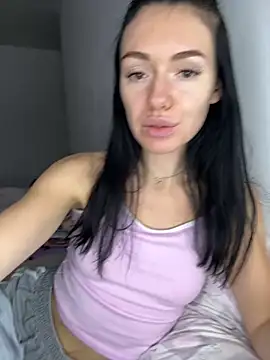 Snapshot of karrr__aaa chatting on 19, 10, 2025 karrr aaa online show from 19, 10, 2025