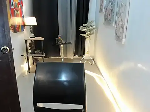 youfavoritedoll online show from 26, 6, 2026