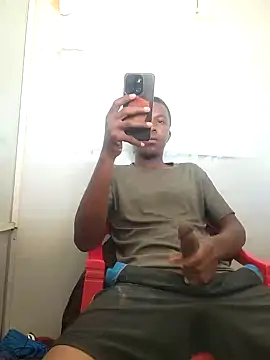 Snapshot of sweetdickboy2 chatting on 1, 4, 2026 sweetdickboy2 online show from 1, 4, 2026