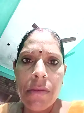 Snapshot of Suhana_pandit chatting on 19, 9, 2025 Suhana pandit online show from 19, 9, 2025