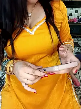 Snapshot of PRIYA_22 chatting on 24, 5, 2026 PRIYA 22 online show from 24, 5, 2026
