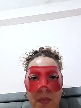 Snapshot of Maskelihatun chatting on 8, 9, 2025 Maskelihatun online show from 8, 9, 2025