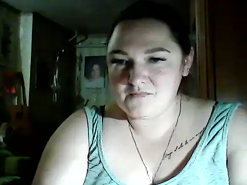 Snapshot of AngelQSky chatting on 20, 11, 2025 AngelQSky online show from 20, 11, 2025